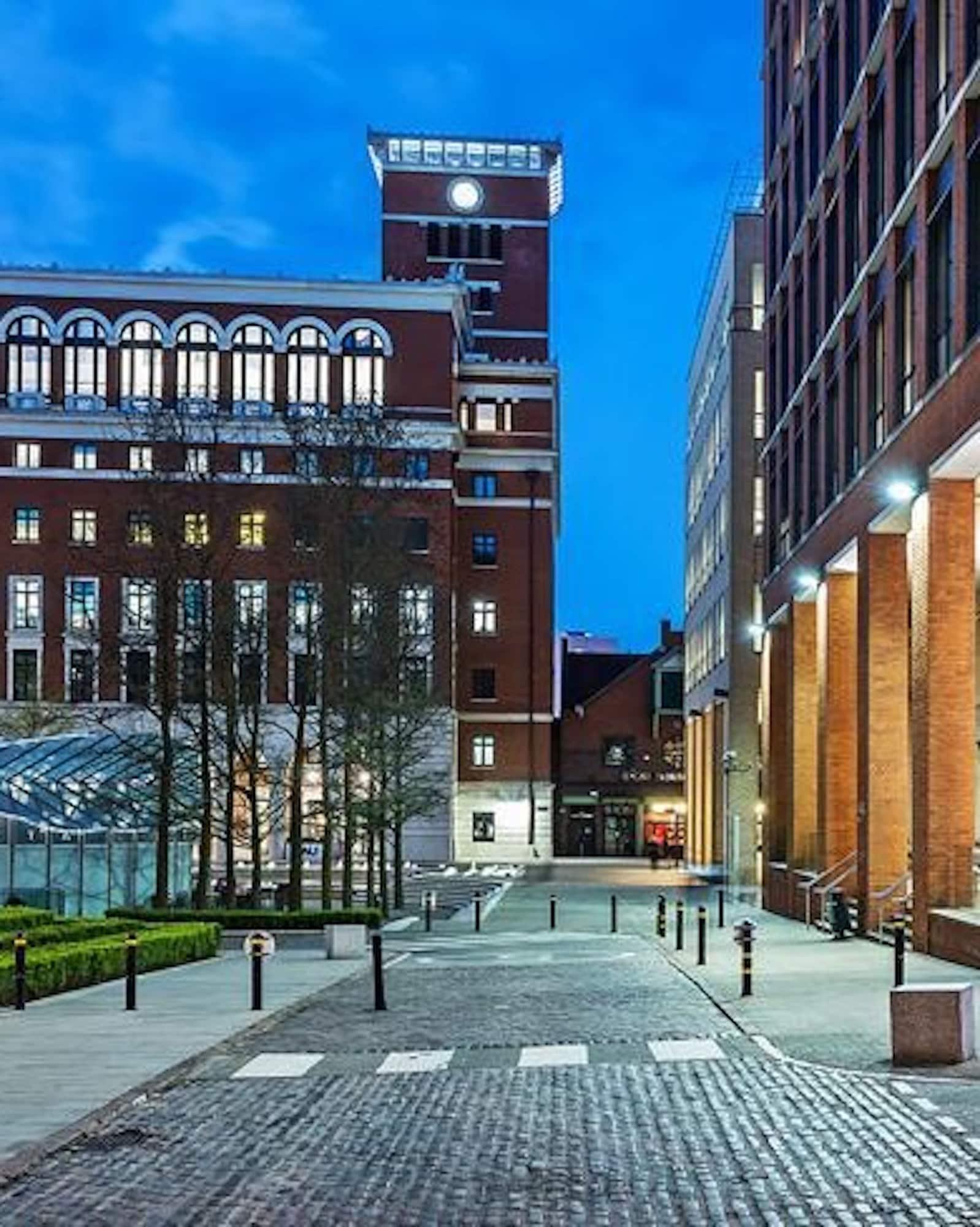 Hilton Garden Inn Birmingham Brindley Place Exteriör bild