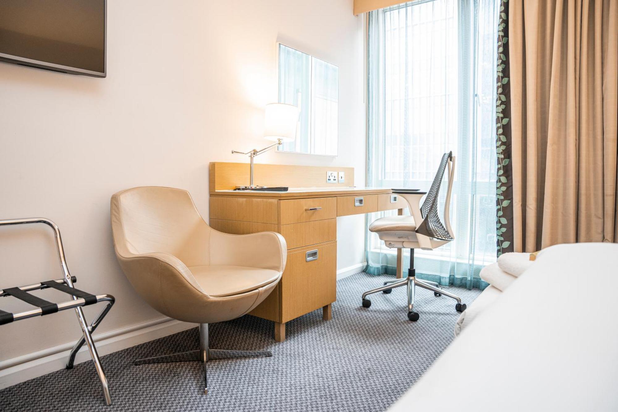 Hilton Garden Inn Birmingham Brindley Place Exteriör bild