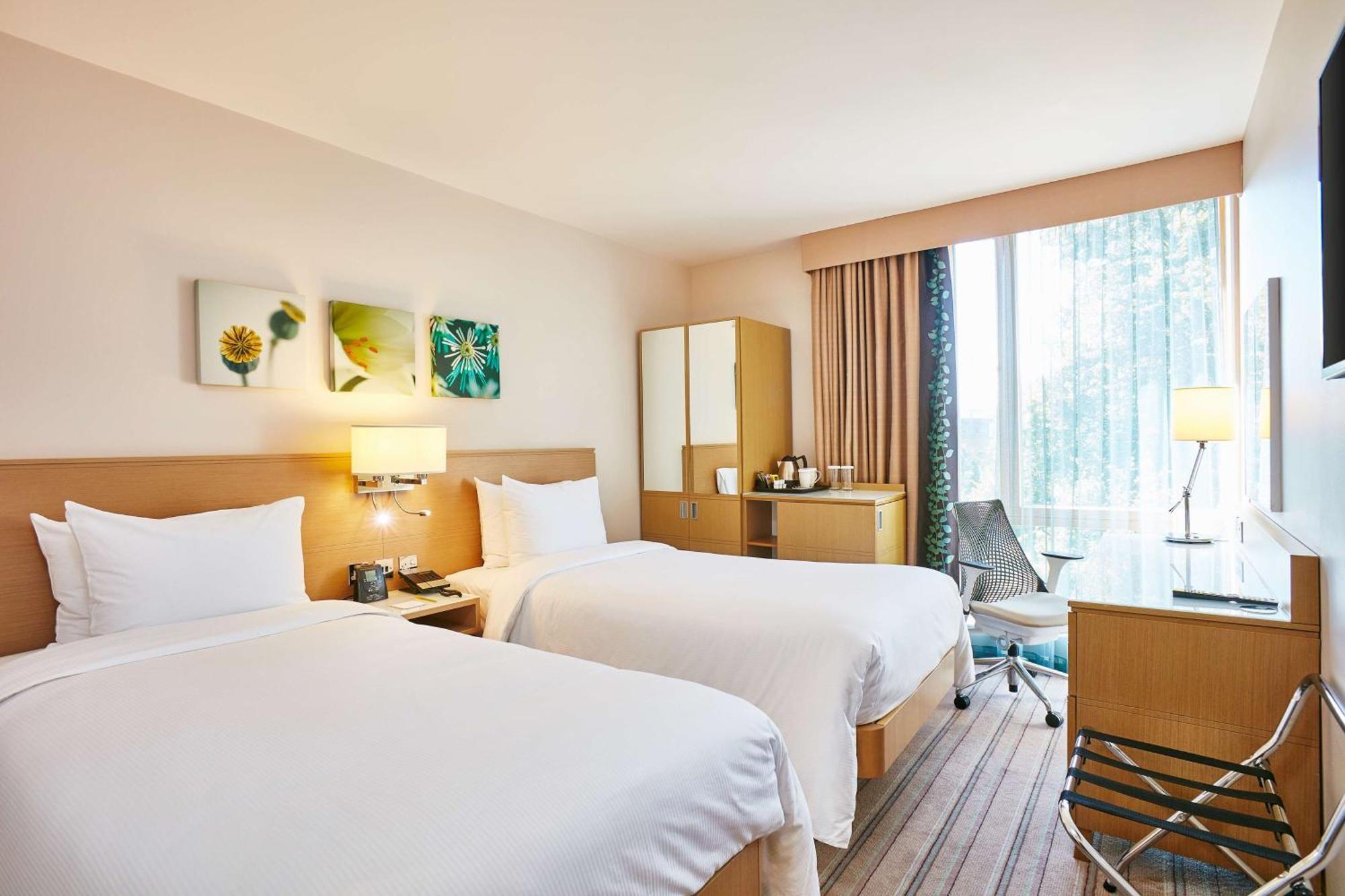 Hilton Garden Inn Birmingham Brindley Place Exteriör bild