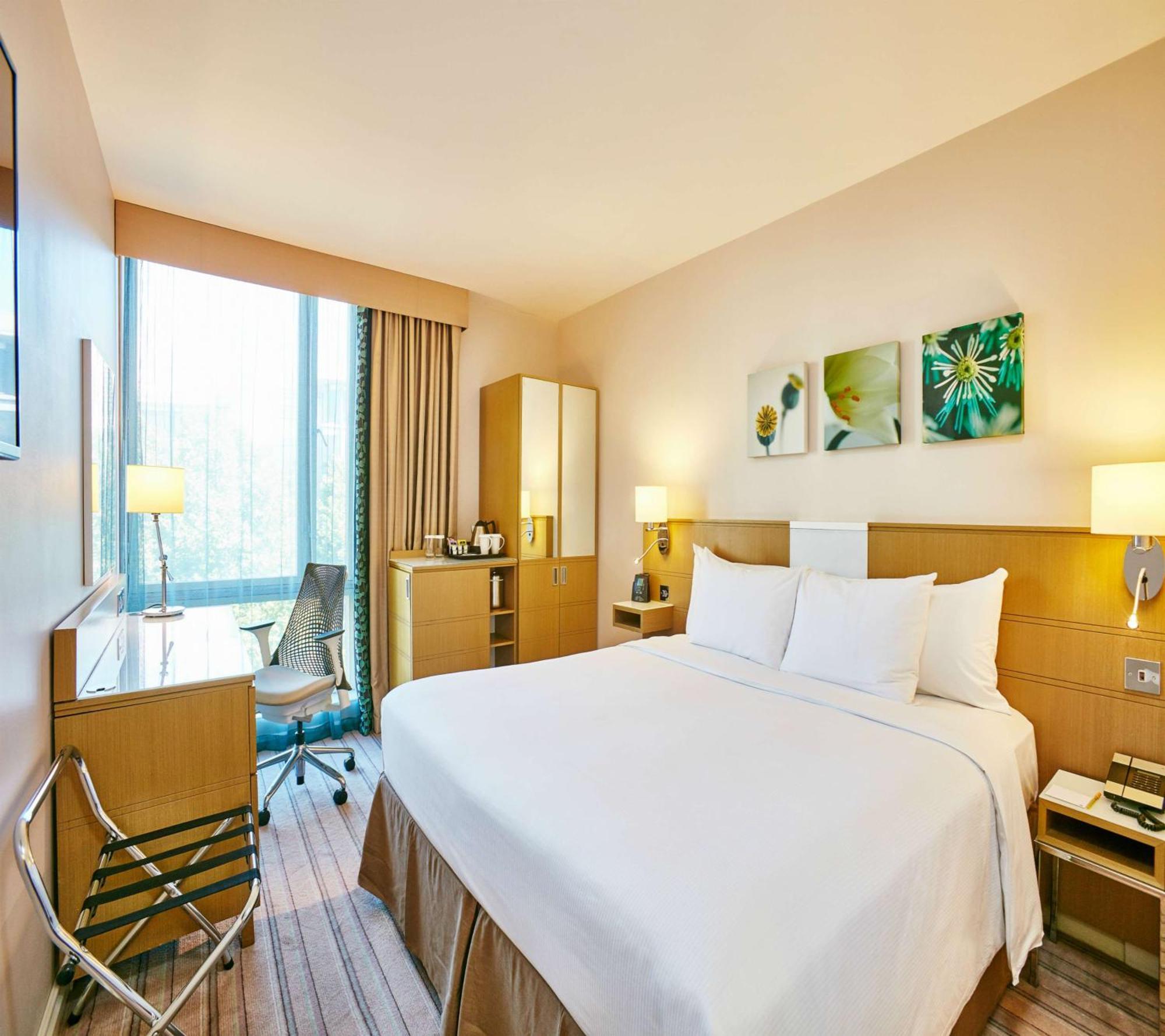 Hilton Garden Inn Birmingham Brindley Place Exteriör bild