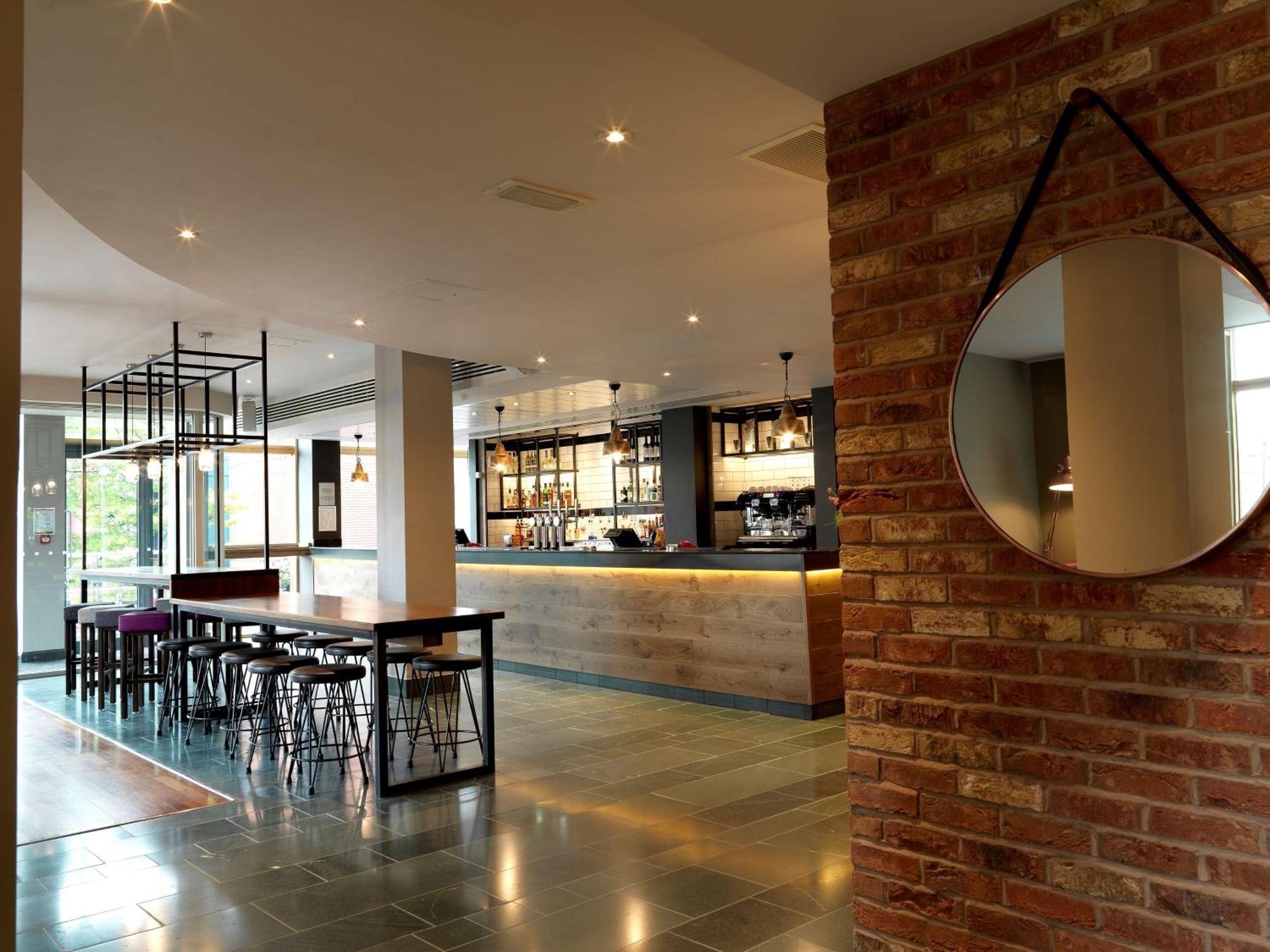 Hilton Garden Inn Birmingham Brindley Place Exteriör bild