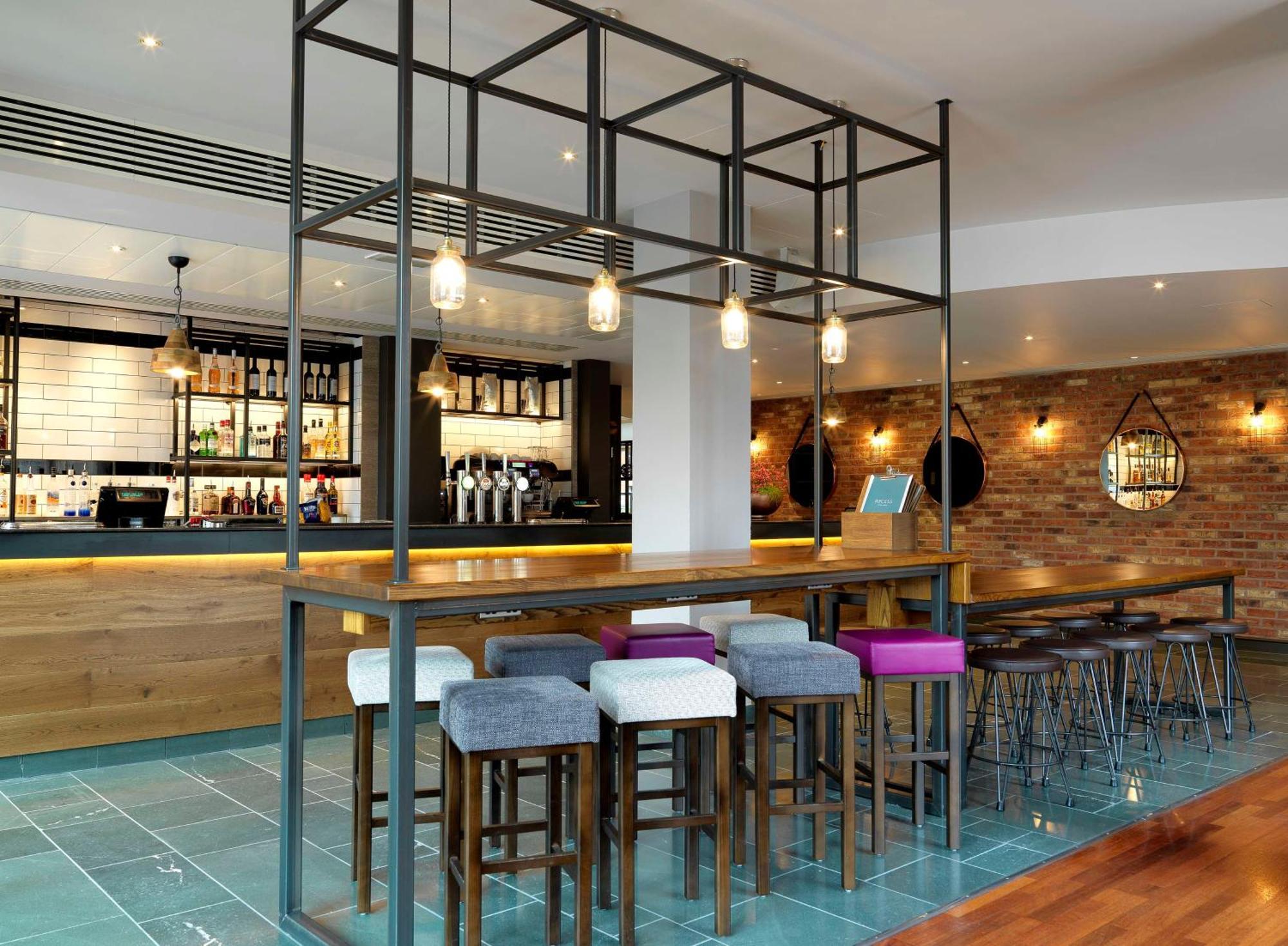 Hilton Garden Inn Birmingham Brindley Place Exteriör bild